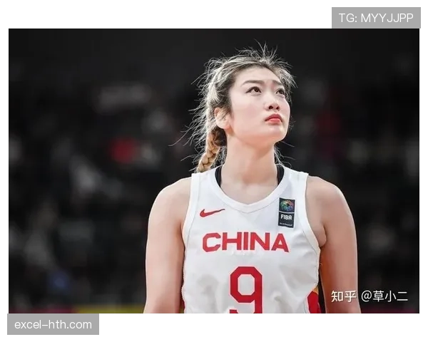 李梦训练完直接拎爱马仕去吃火锅,这谁顶得住啊 李梦训练完直接拎爱马仕去吃火锅,这谁顶得住啊